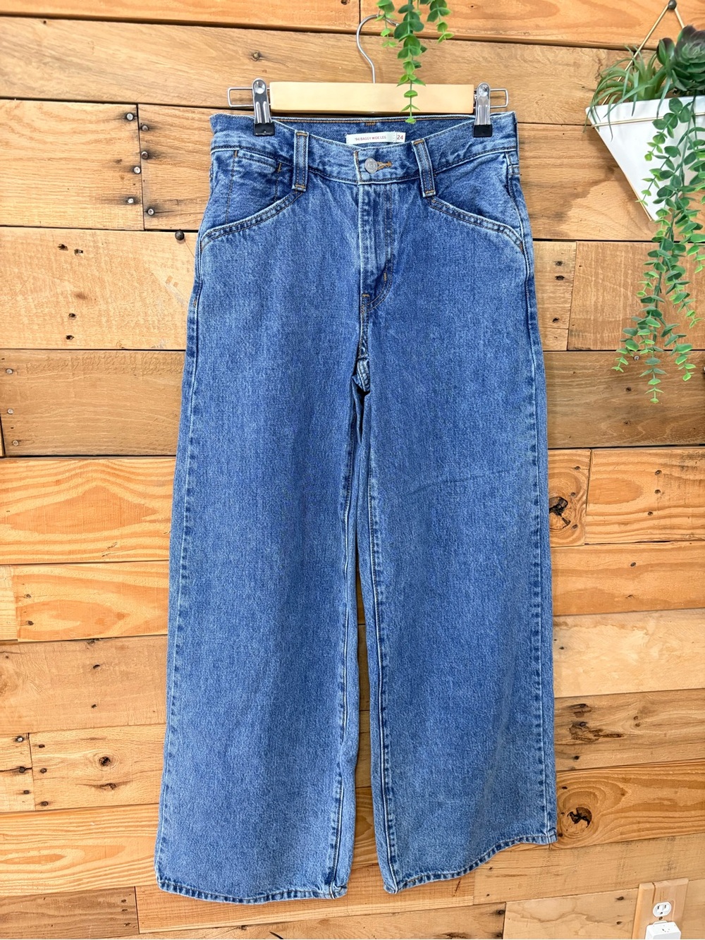 Levis 94 Baggy Wide Leg Denim Jeans - Medium Blue size 24
